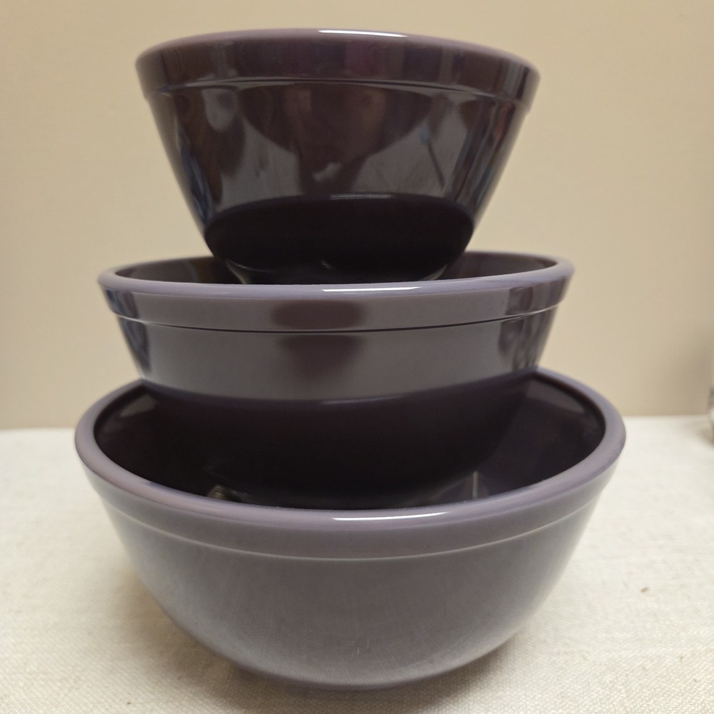 New Mixing Nesting Bowls Set 3 Stackable - Eggplant Purple Glass - Mosser USA - Picture 2 of 6
